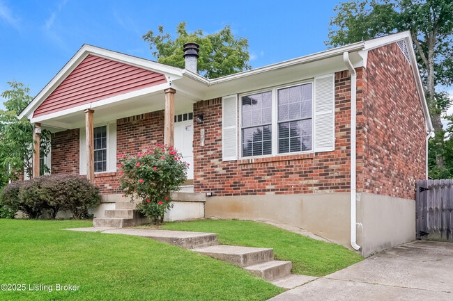 Foto del edificio - 8204 Rochelle Rd