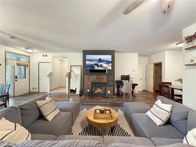 Foto del edificio - 4940 Underwood Ln N