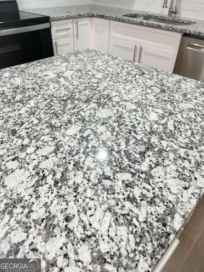 Foto del edificio - 2893 White Oak Dr