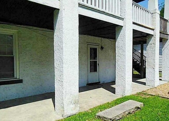 Building Photo - Spacious 1 Bedroom Apartment in Euwanee Park