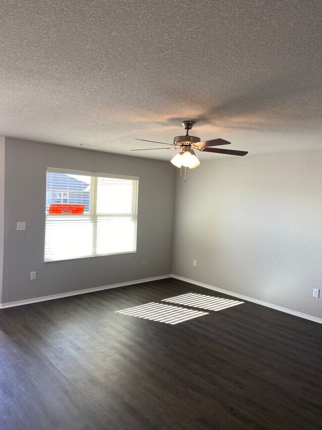 Foto del edificio - *Pre-Leasing*  Four Bedroom | Two Bath Hom...