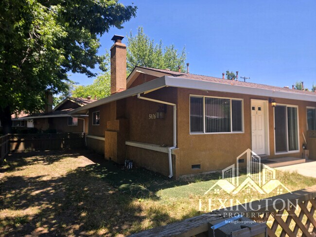 Foto del edificio - Beautiful, 2BD/1BA, Condo in The Villaggio community, near Madison Ave. and American River College!