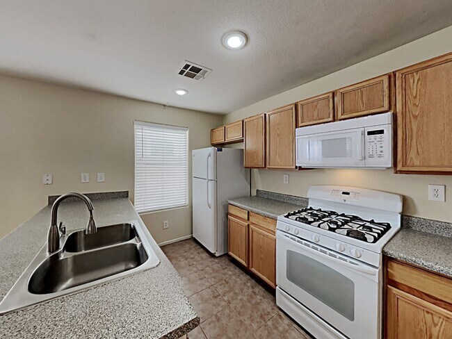 Building Photo - 5924 Grays Peak Ct