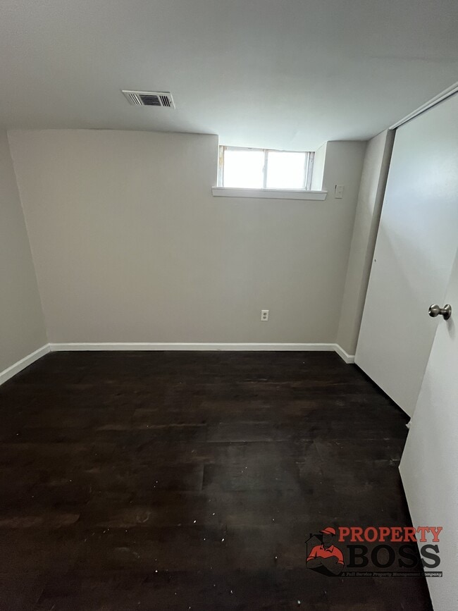 Building Photo - 816 Pennsylvania St