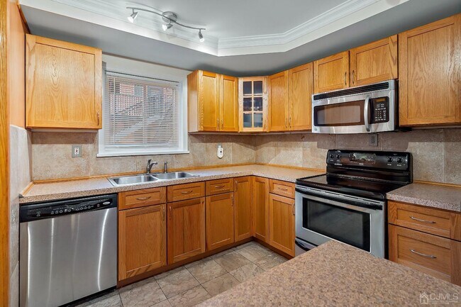 Foto del edificio - 107 Meadow Woods Ln