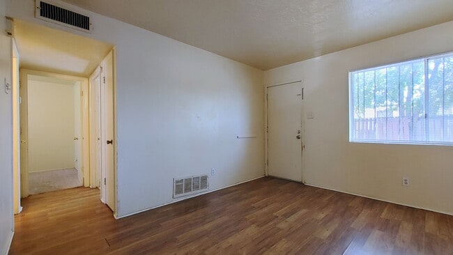 Building Photo - 532 Chama St SE