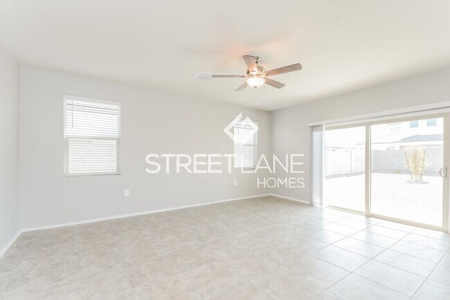 Foto del edificio - Spacious 4 Bedroom in Buckeye!