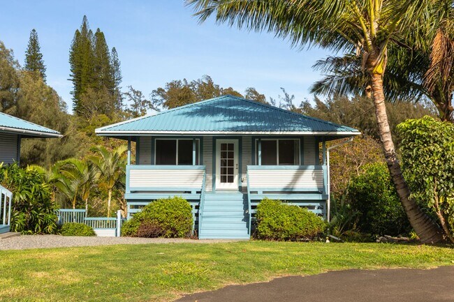 Building Photo - For Rent:  Nice House with Studio on Priva...