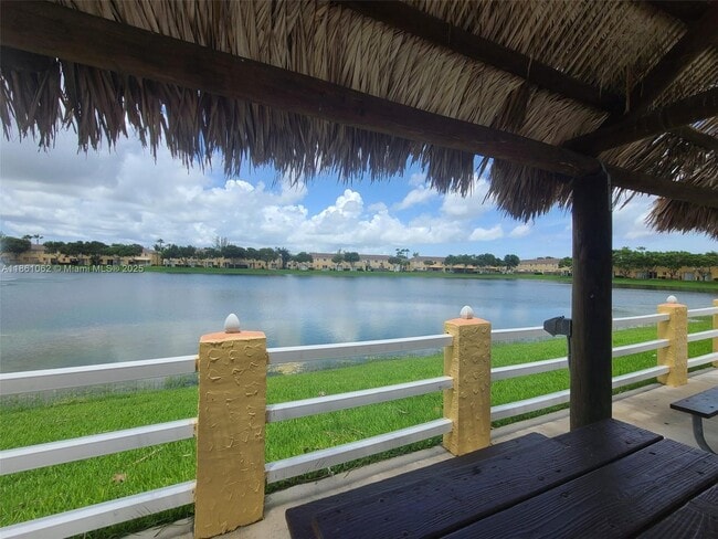 Building Photo - 2460 SE 16th Terrace