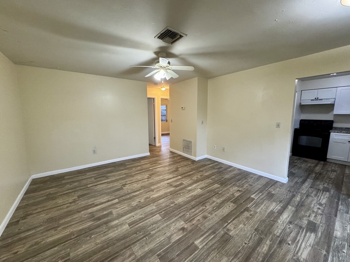 Photo - 1148 Short St (Fort Myers, FL)