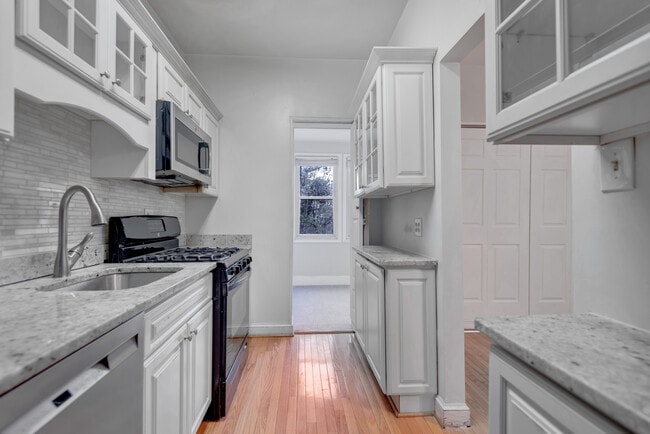 Foto del edificio - 2730 10th St NE