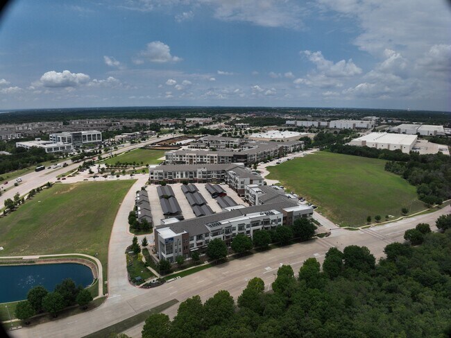 Exterior 3D - 301 Flower Mound