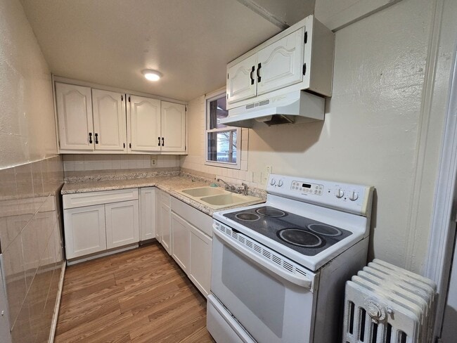 Foto del edificio - 127 N 12th St