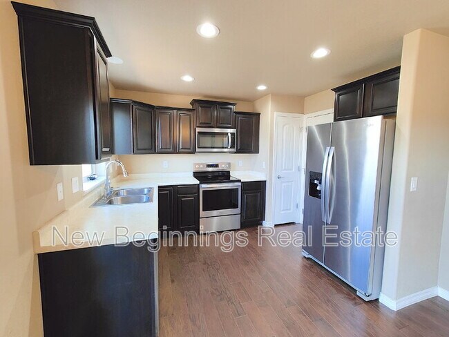 Foto del edificio - 6134 Meadowbank Ln
