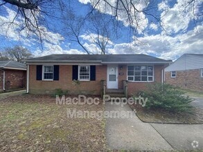Building Photo - 304 Stratford Ave