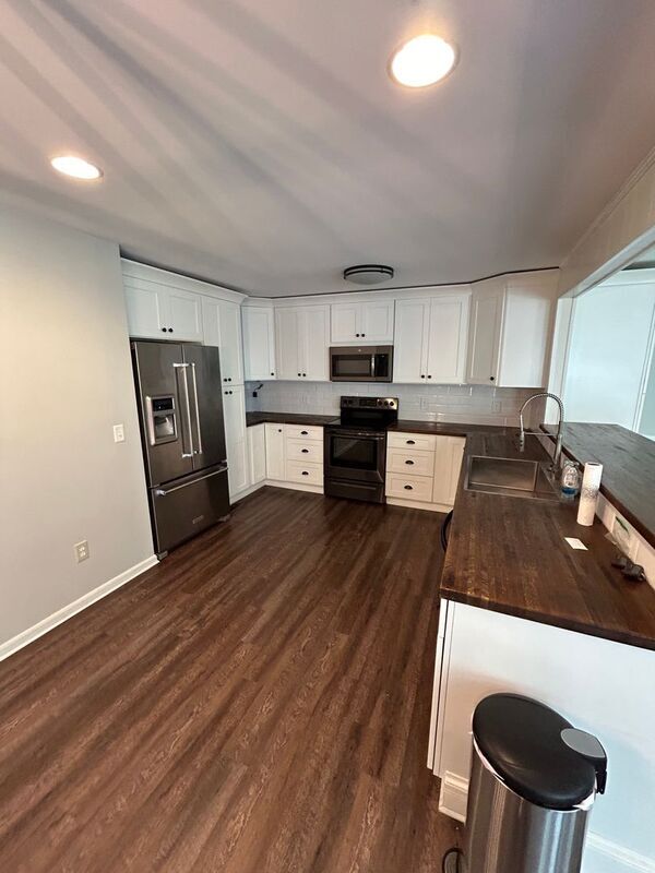 Foto del edificio - 1317 2nd Ave SW