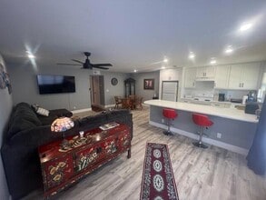 Building Photo - 3200 Park Ln