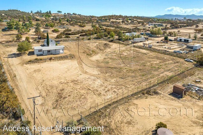 Building Photo - 3 br, 2 bath House - 39610 Howard Rd