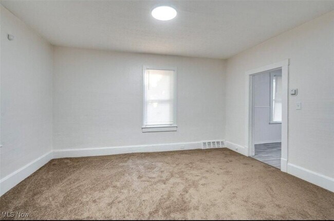 Foto del edificio - 6701 Gertrude Ave