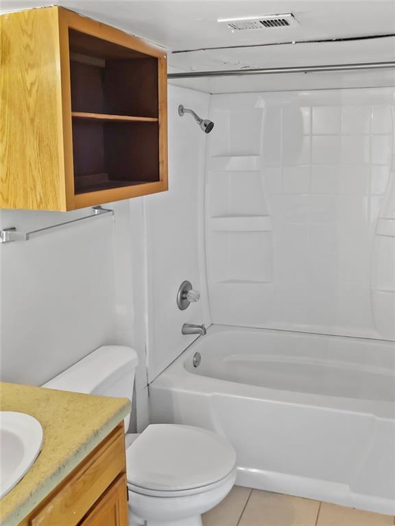 Foto principal - 3115 Helms St