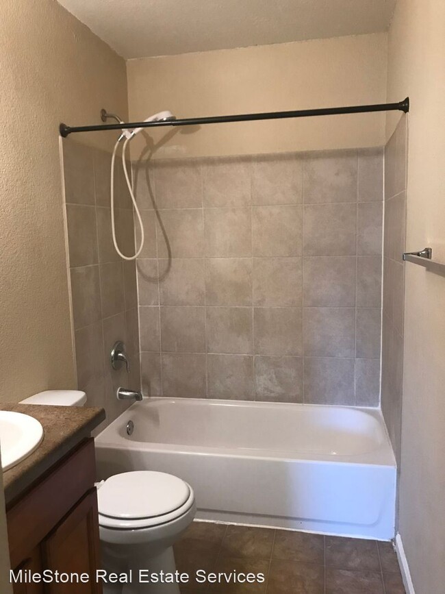 Building Photo - 5 br, 2 bath House - 7070 White Mountain Dr