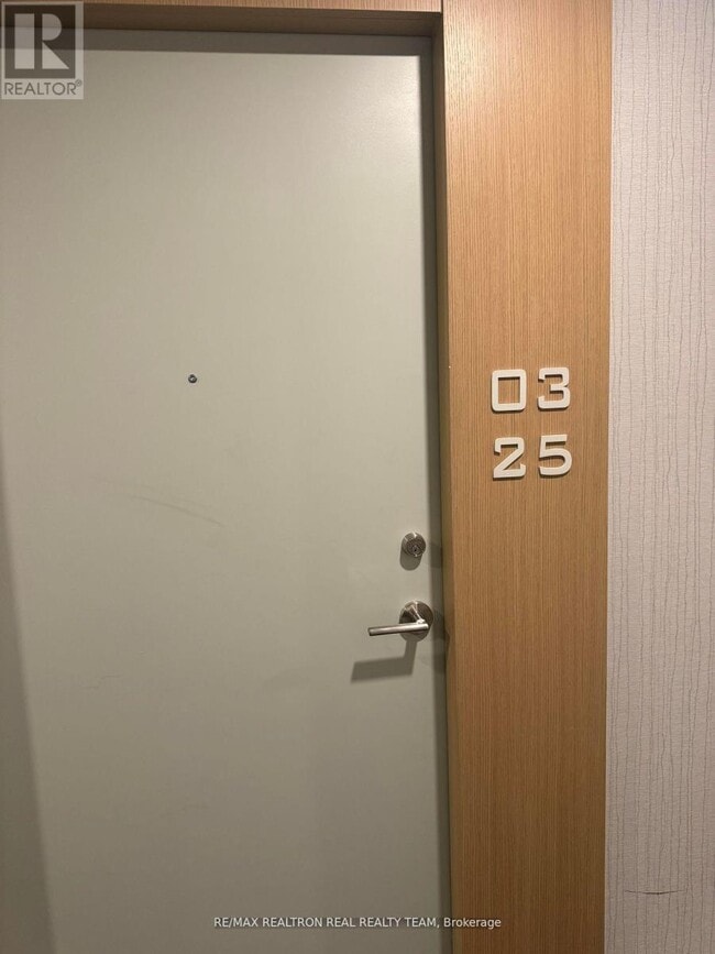 Building Photo - 1100 Sheppard Ave W