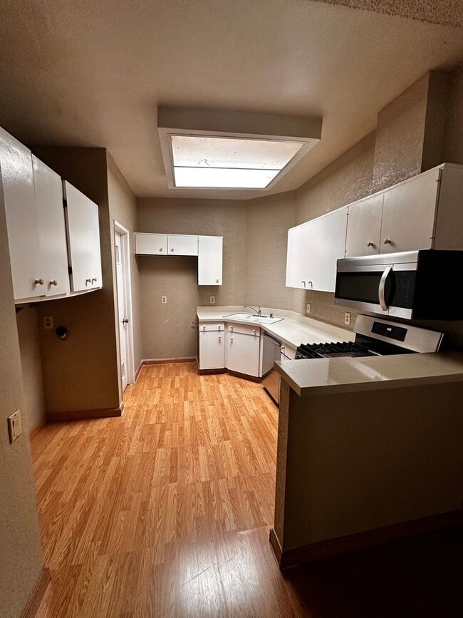 Foto del edificio - 3613 Sampson Ct