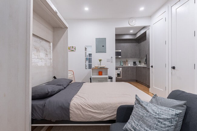 Foto del edificio - 631 Wilson Ave