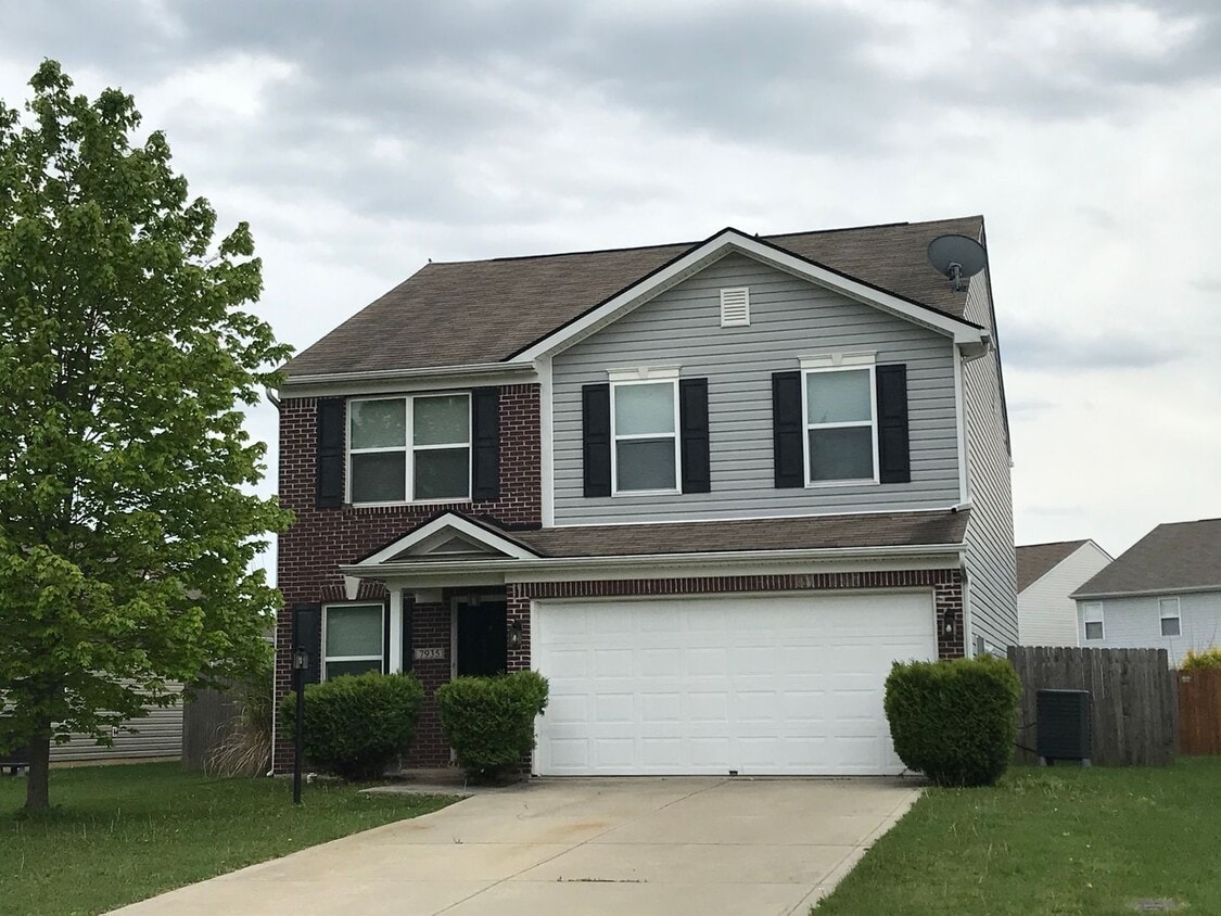 Primary Photo - Franklin Twp - 3 BR home with loft