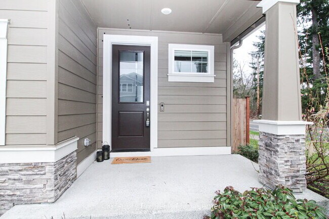 Foto del edificio - MUST SEE FIRST TIME RENTAL!!! 5bed 3bath 2535sf A/C BEAUTIFUL HOME! GREAT SCHOOLS!