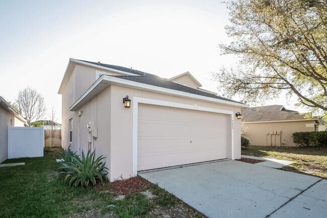 Building Photo - 4625 Tucson Ct