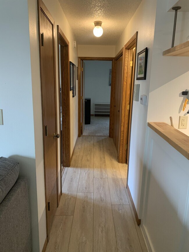 Foto del edificio - 3800 Cheyenne Ct