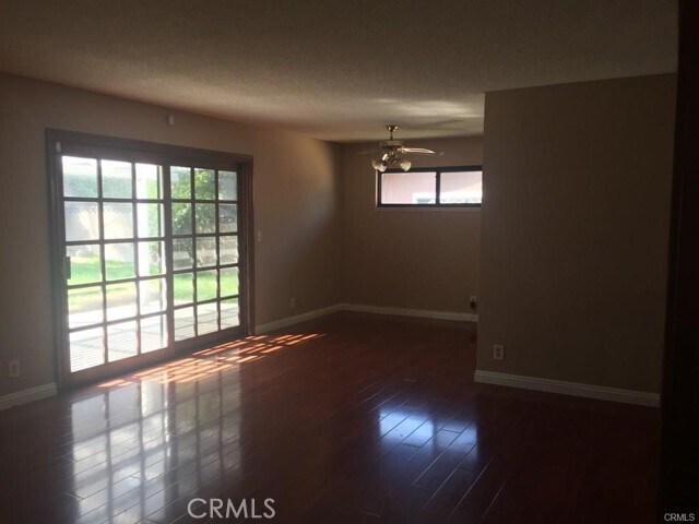 Foto del edificio - 20846 Moonlake St