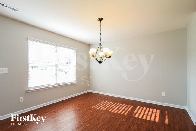 Foto del edificio - 270 Mount Olivet Dr