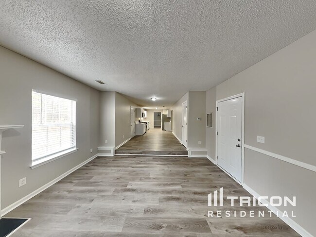 Building Photo - 413 Karli Ct