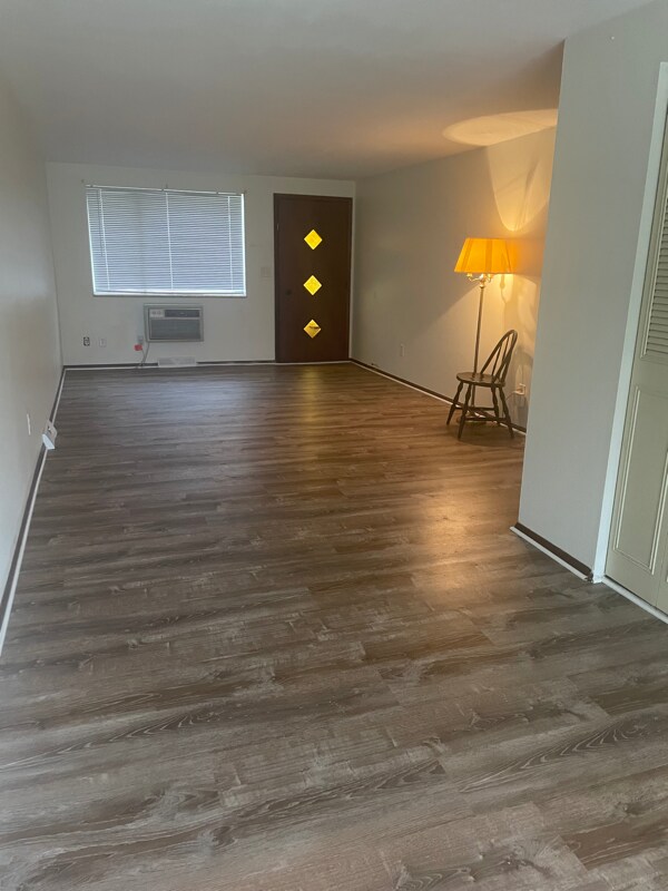 Foto del edificio - 3501 Butternut Dr