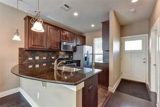 Building Photo - 12212 Tawny Farms Rd