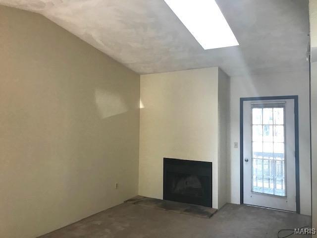 Building Photo - 84 Peachtree Ln