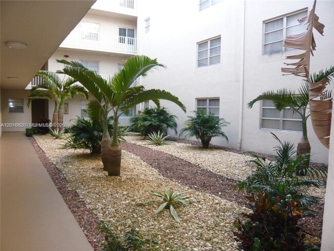 Building Photo - 7715 SW 86th St
