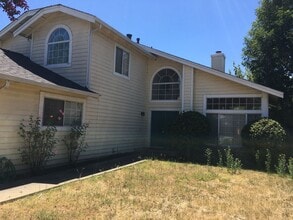 Building Photo - 8947 Cottonwood Ln