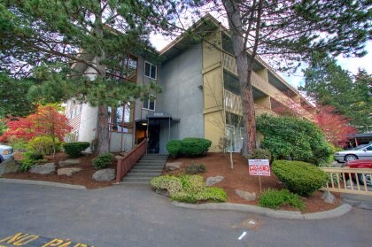 Building Photo - 6626 NE 182nd St