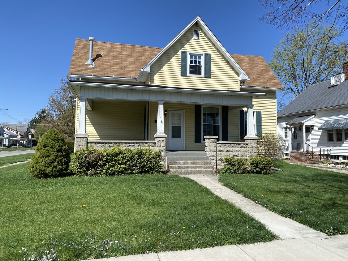 Nice south end neighborhood. 2 bedroom duplex - 630 Liberty St