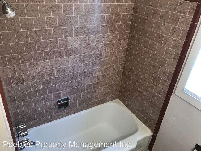 Building Photo - 3 br, 1 bath House - 2240 Quartz Ave