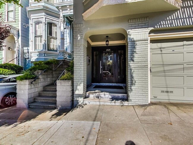 Foto del edificio - Renovated Studio in Lower Pac Heights Avai...