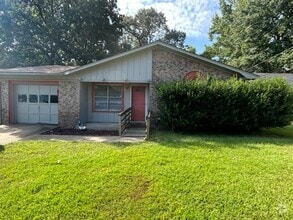 Building Photo - 309 Hickerson Ave