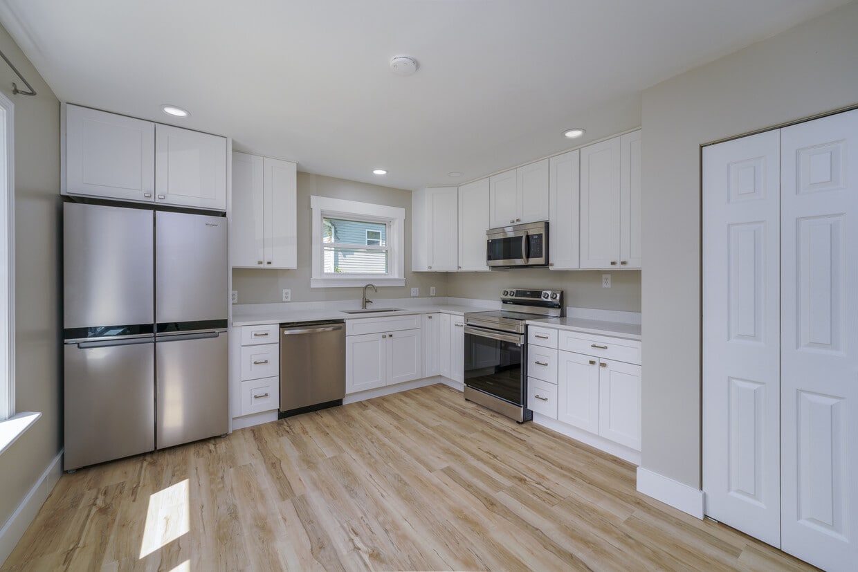 Photo - 68 Palmer St (Brevard, NC)