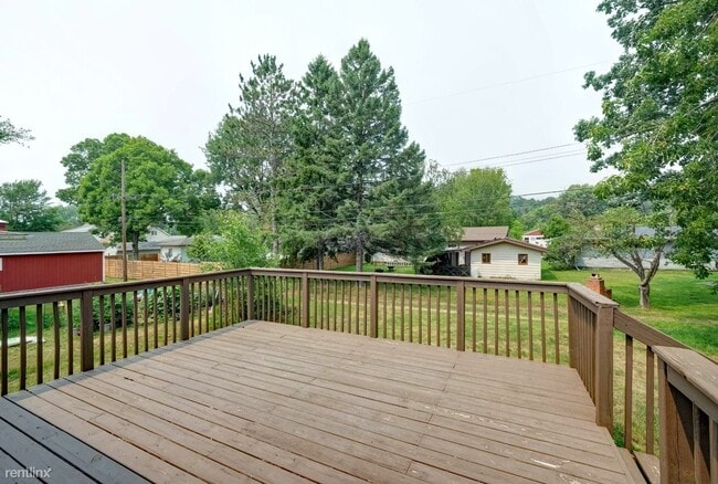 Foto del edificio - 3 br, 1 bath House - 1222 Henrietta Street