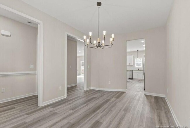 Foto del edificio - 7001 Summerlin Dr