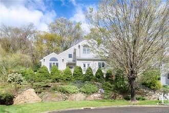 Building Photo - 37 Broad River Ln
