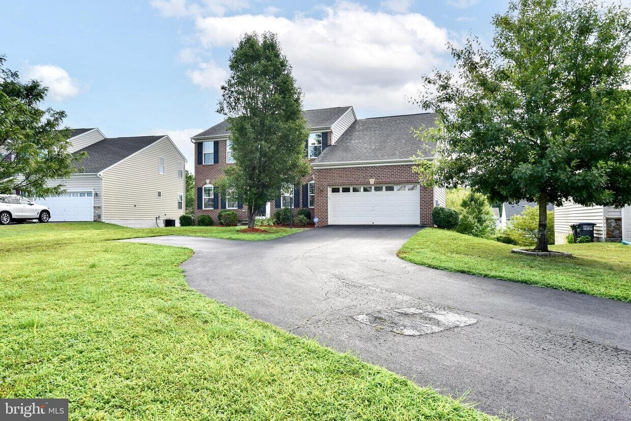 2304 Buoy Ct, Woodbridge, VA 22191 House Rental in Woodbridge, VA